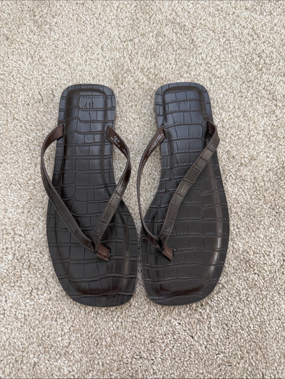 Women’s H&M Croc-Embossed Sandals